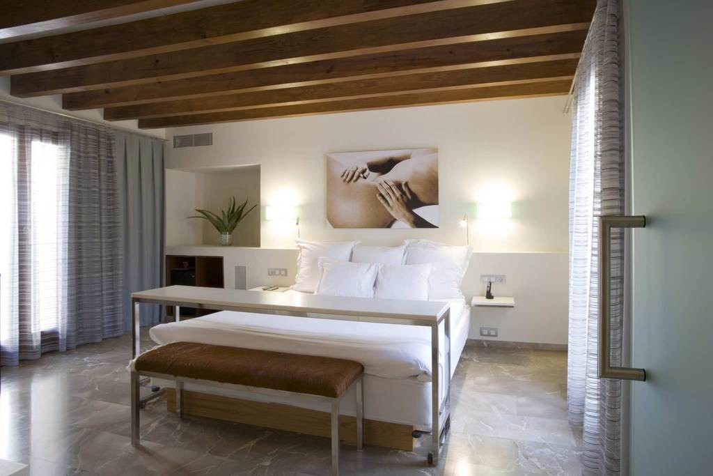 Bedroom Hotel Tres